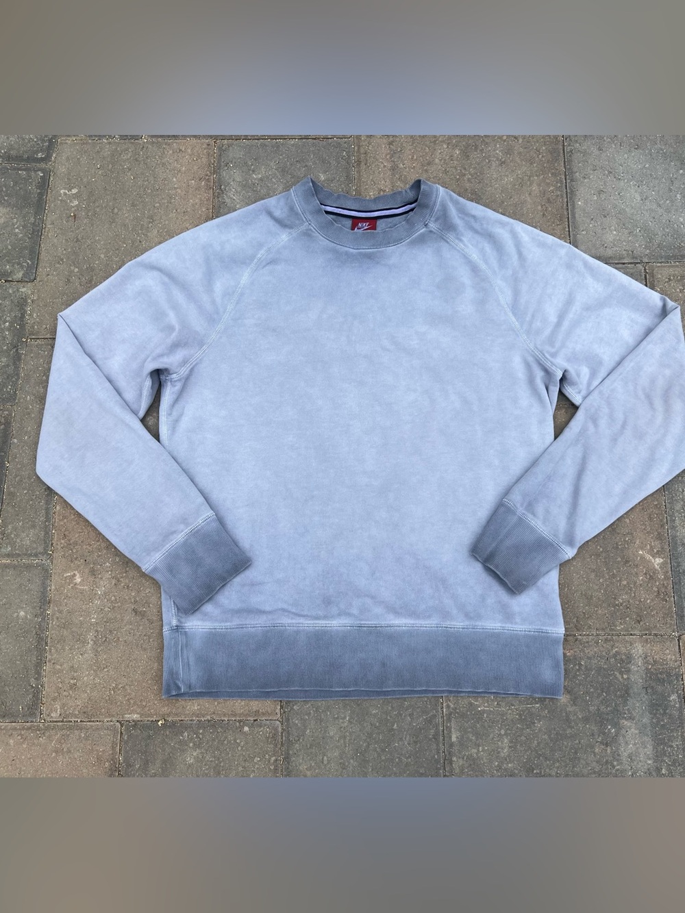 Nike Club Fleece Acid Wash Crewneck Sweatshirt Size Medium Blue Gray